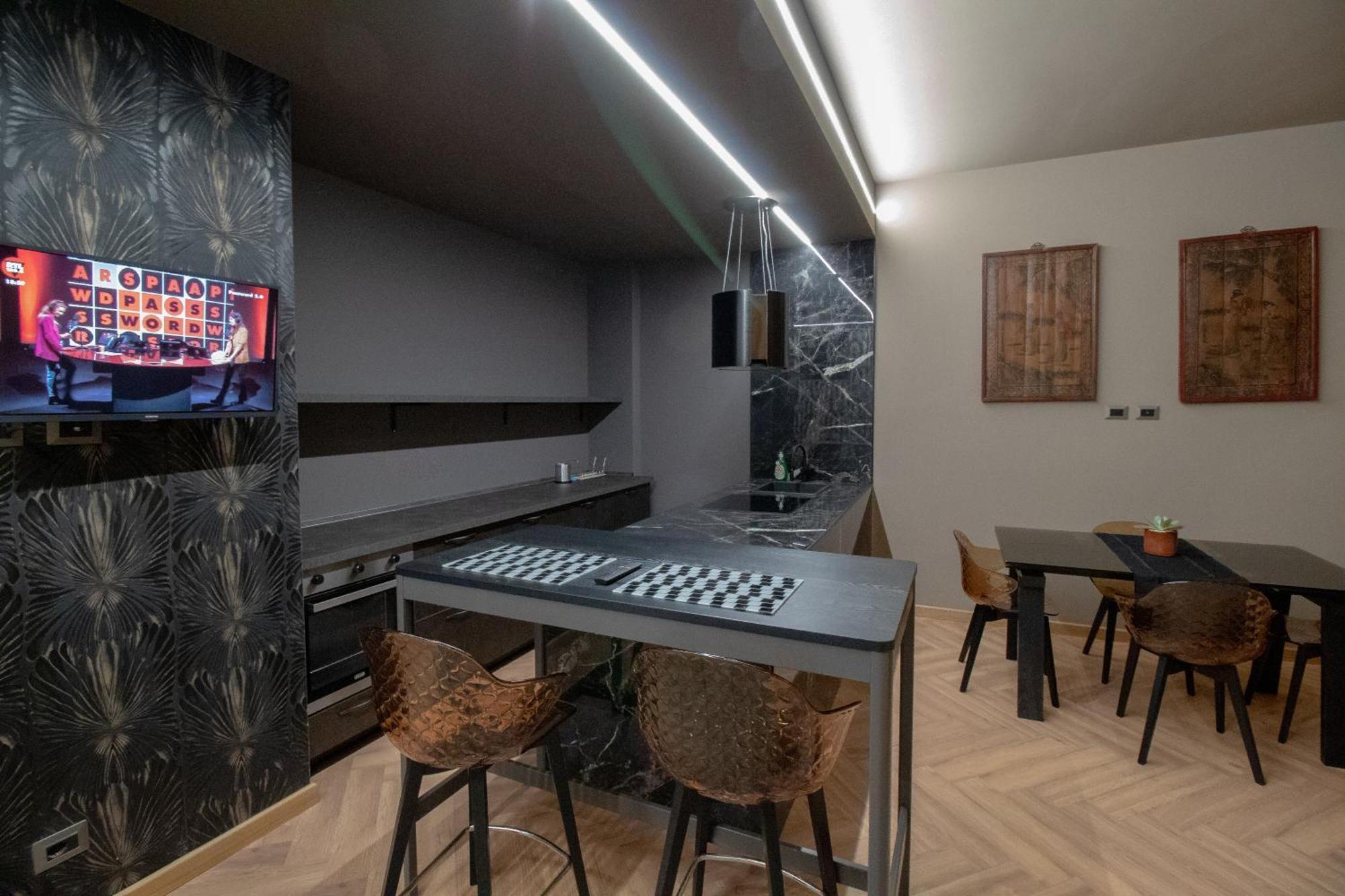 Luxury Museo Egizio - Esclusivo Trilocale In Pieno Centro - Free Wifi Lägenhet Turin Exteriör bild
