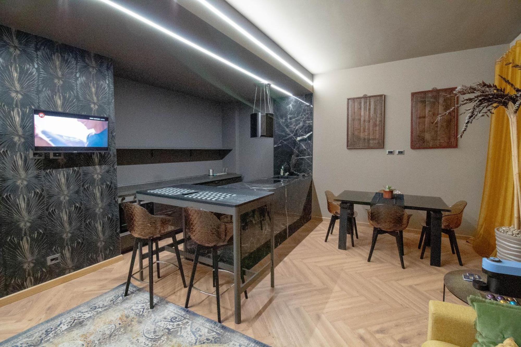 Luxury Museo Egizio - Esclusivo Trilocale In Pieno Centro - Free Wifi Lägenhet Turin Exteriör bild